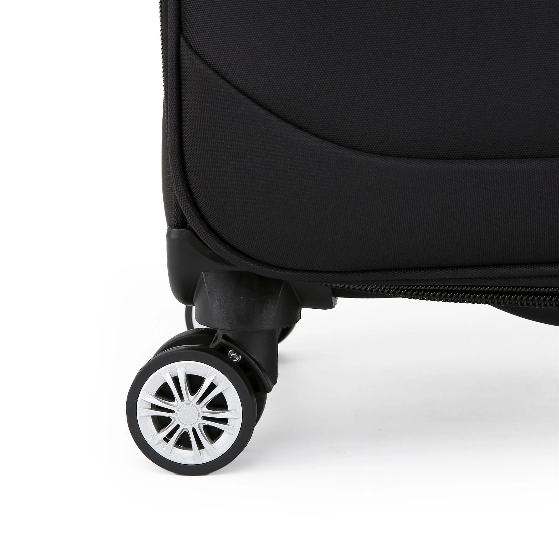 Delta Large Hard Shell Suitcase in Black - Image 8