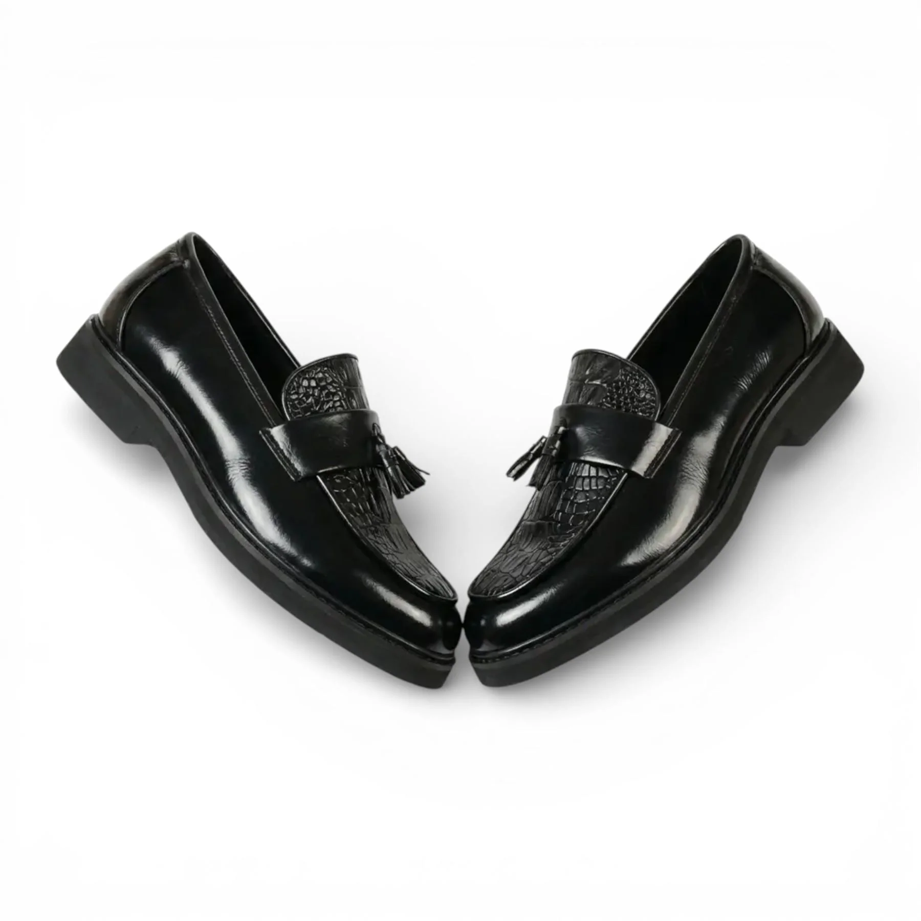 Mens Faux Leather Black Tassel Lug Sole Textured Loafers Shoes - Image 4