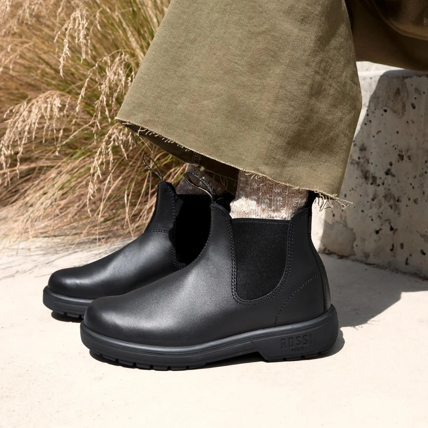 Rossi 301 Endura Black Leather Chelsea Boots - Image 6